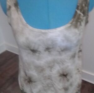 Knox Rose Woman's Green Tie Dye Tank Medium Very Soft